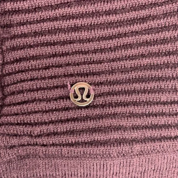 Lululemon Merino Wool Sit In Lotus Wrap ll Sweater Size 12 Heathered Plum - Picture 7 of 12